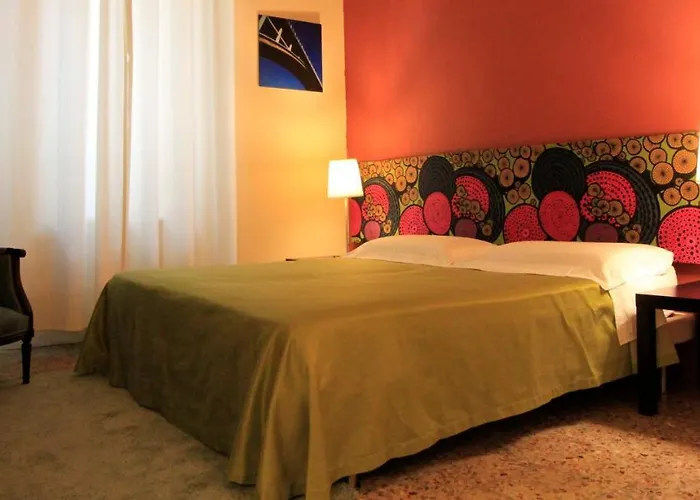 Metropolis 3* Livourne